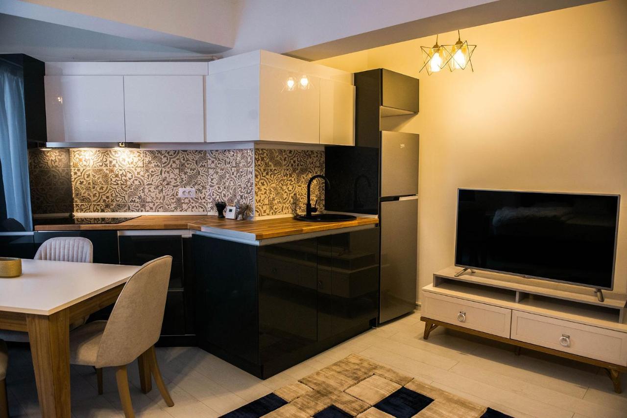 Konak Solid Residence Mamaia Butoaie Мамая Екстер'єр фото
